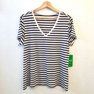 NWT Pact Softspun V-neck Tee, Organic Cotton